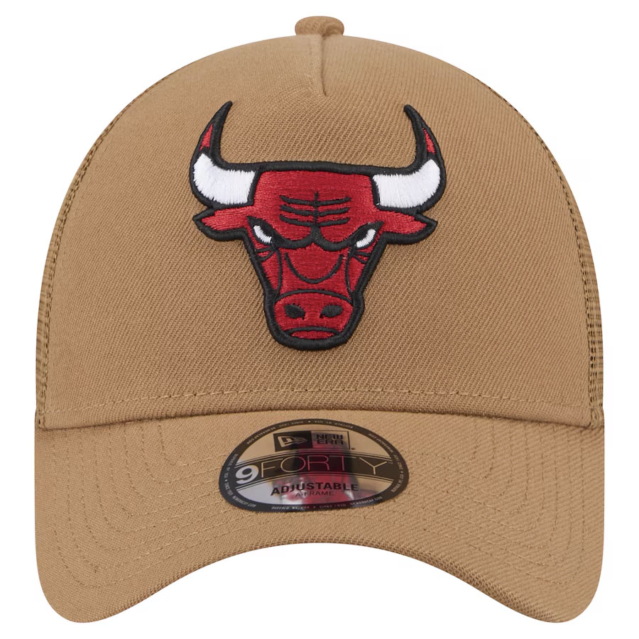 New Era Chicago Bulls 9Forty Trucker Hat Tan Gold 3