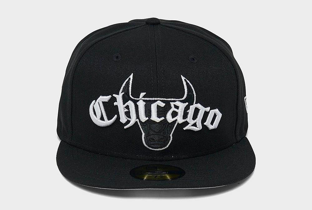 New Era Chicago Bulls Gothic Fitted Hat Black White Cap 2