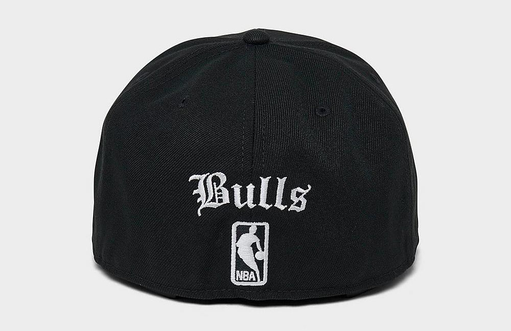 New Era Chicago Bulls Gothic Fitted Hat Black White Cap 3