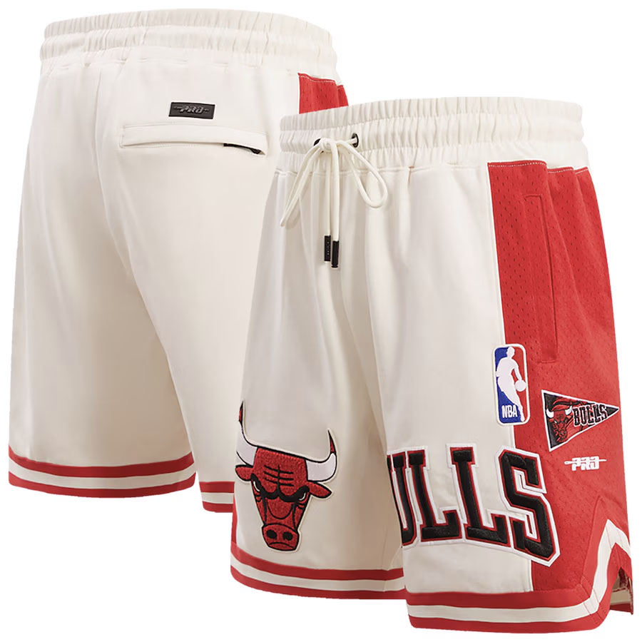 Chicago Bulls Pro Standard Cream Retro Classic Shorts