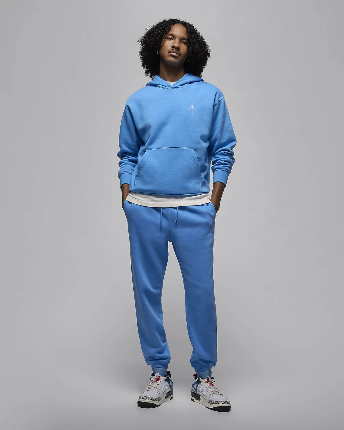 Jordan Brooklyn Fleece Pants Legend Blue Sneaker Outfit