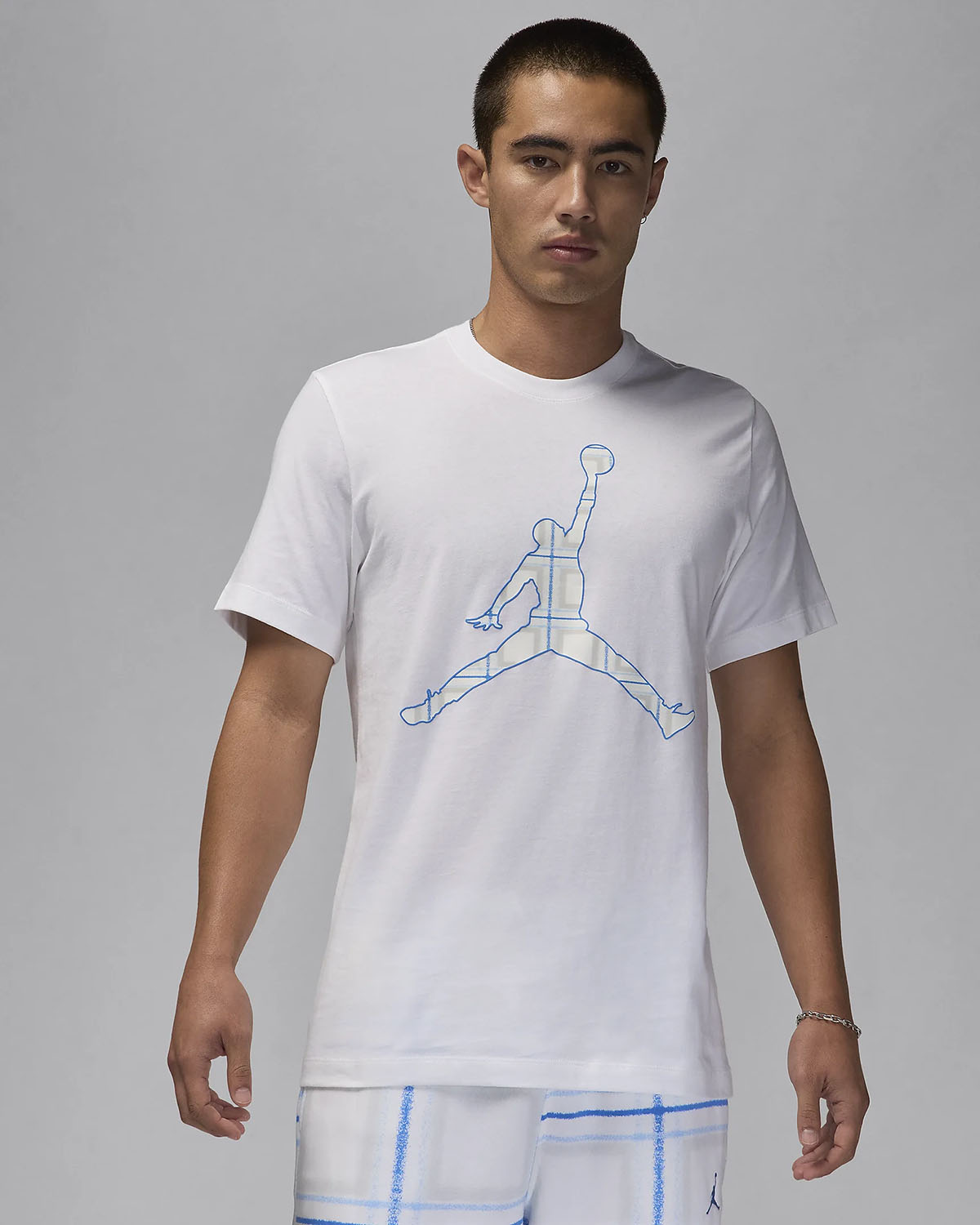 Jordan Flight Essentials Holiday 2024 T Shirt White Legend Blue 1