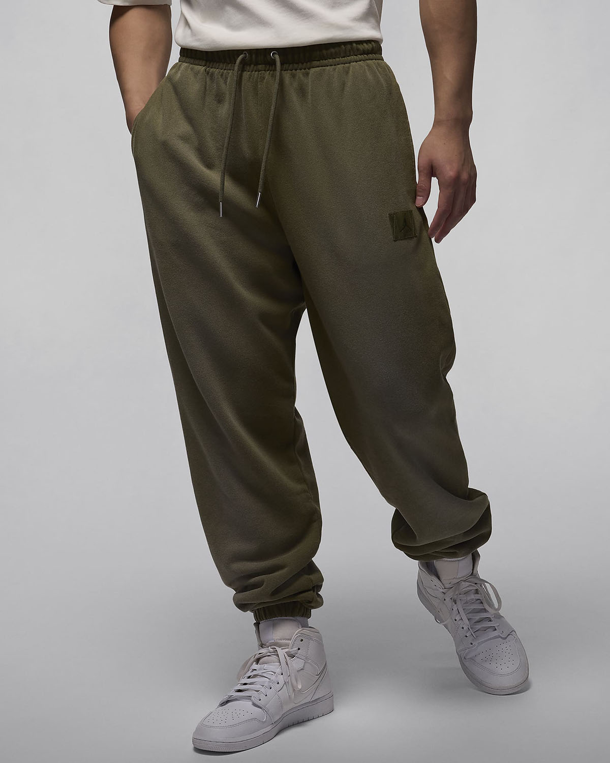 Jordan Flight Fleece Pants Medium Olive 1