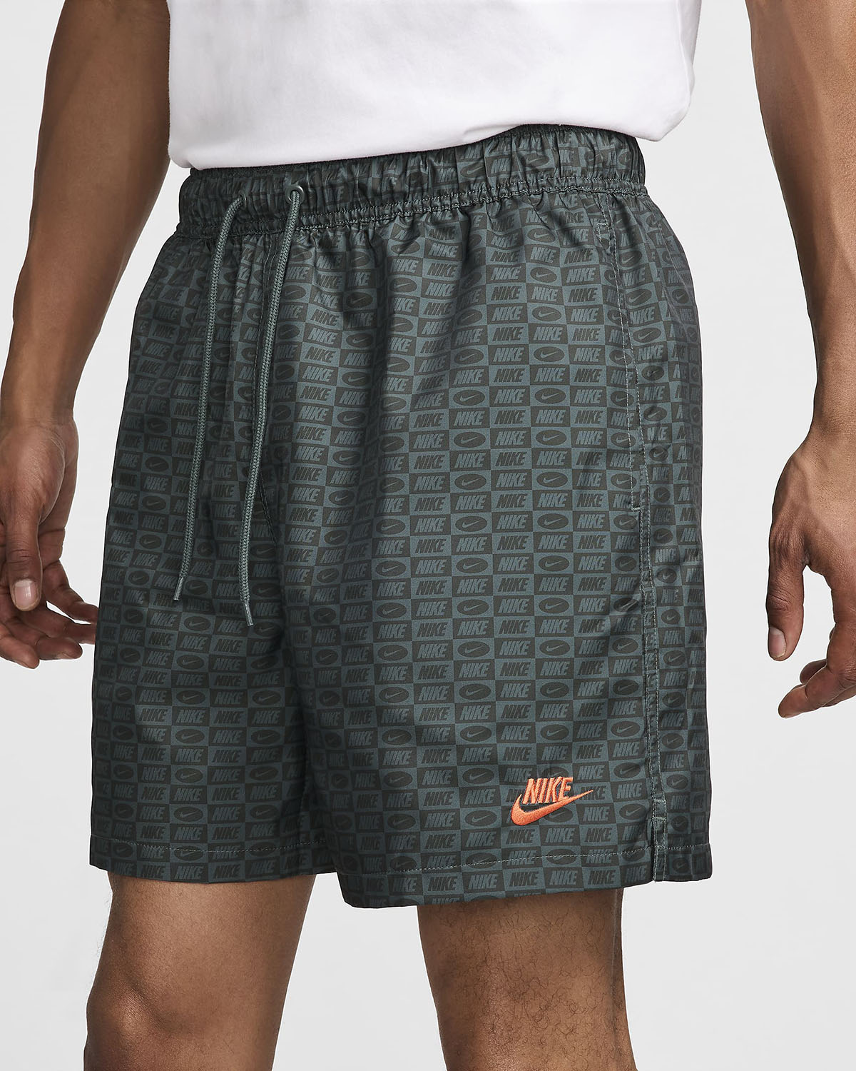 Nike Club Flow Shorts Vintage Green Orange