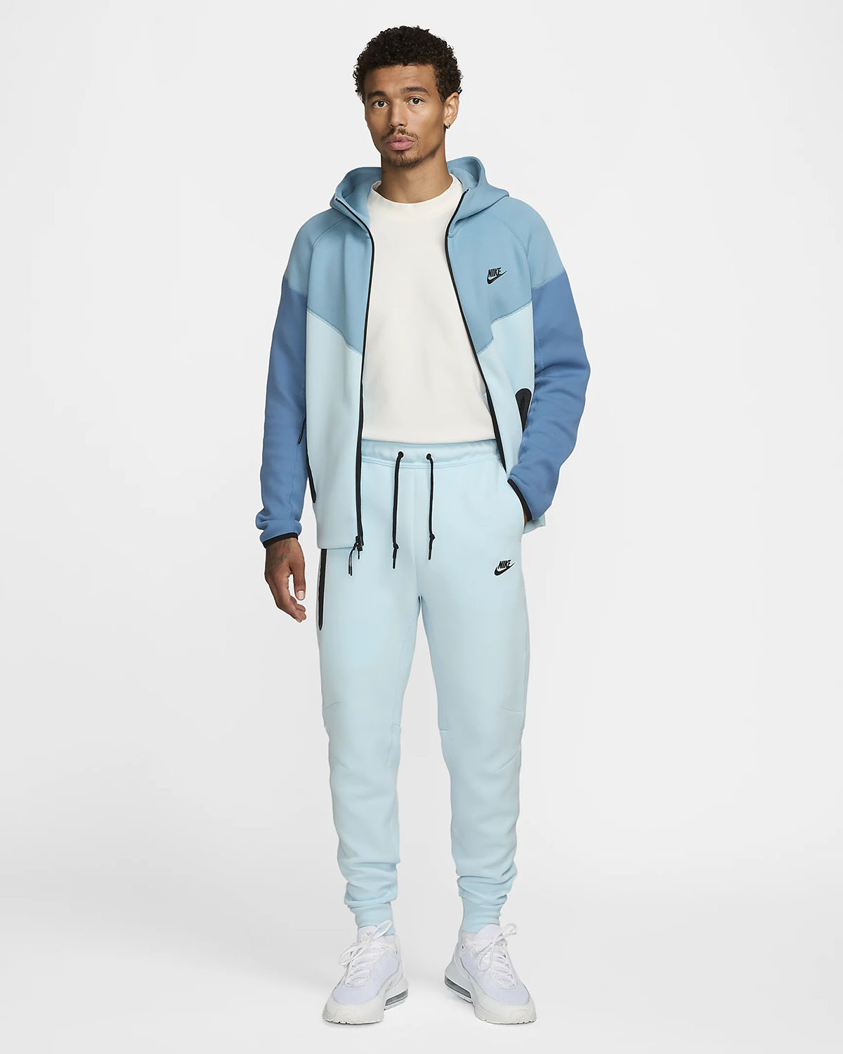 Nike Tech Fleece Joggers Glacier Blue 1