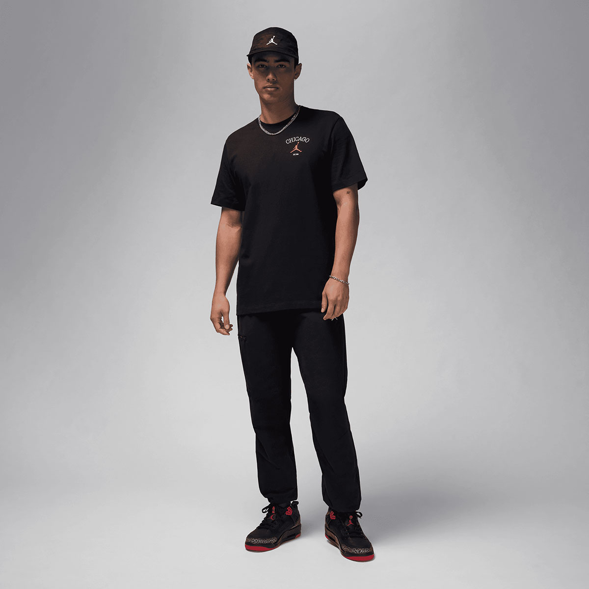 Jordan Chicago City Pride T Shirt Black Sneaker Outfit