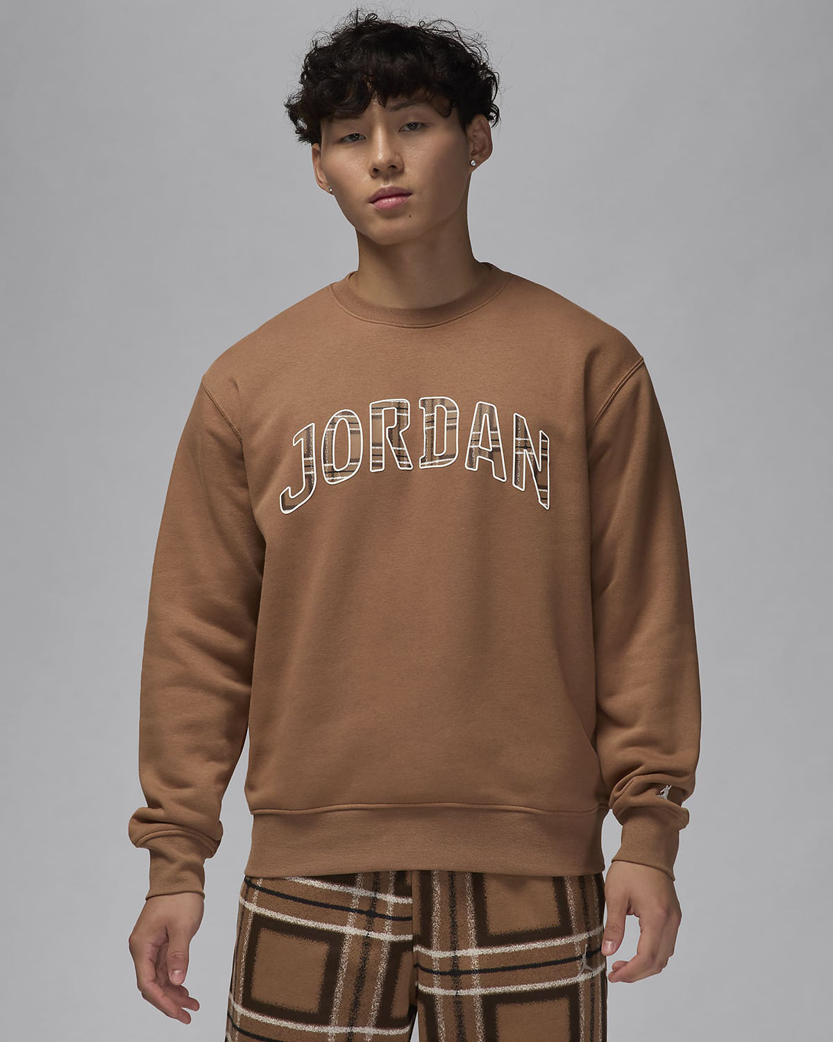 Jordan Essentials Fleece Crew Neck Holiday 2024 Sweatshirt Archaeo Brown