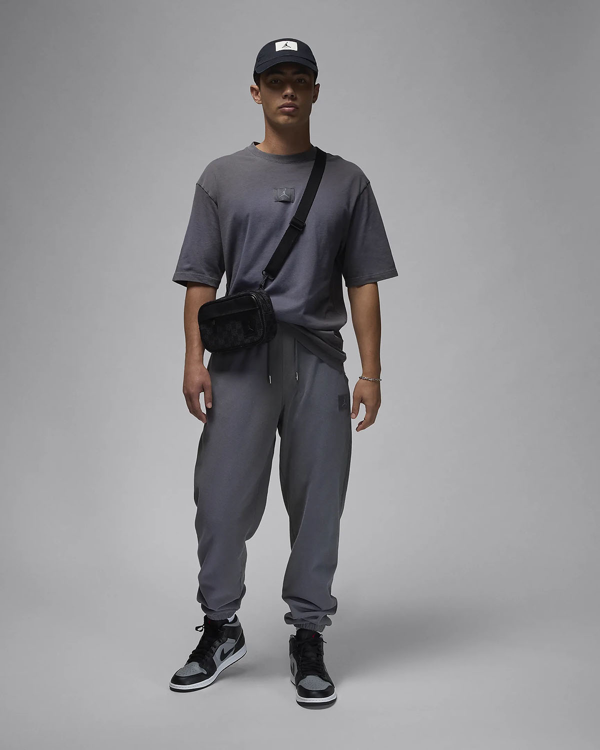 Jordan Flight Essentials 85 T Shirt Iron Grey Outfit