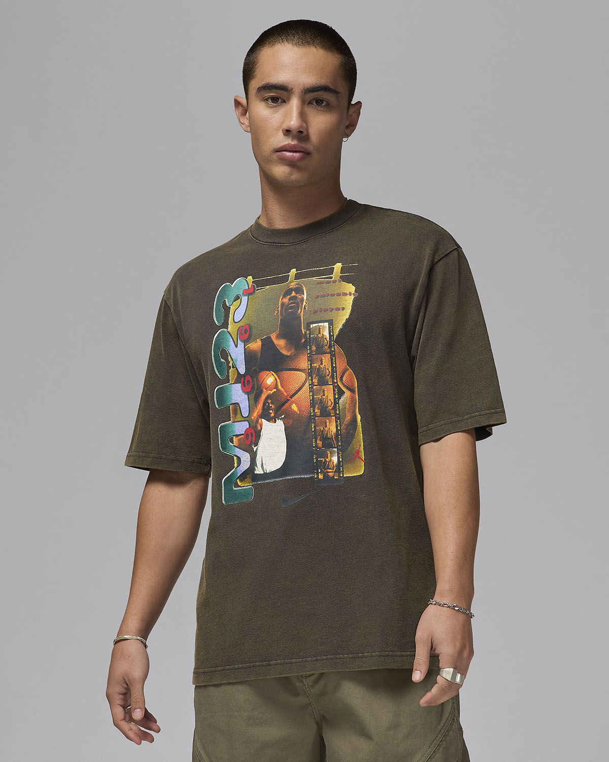 Jordan Retro Graphic T Shirt Off Noir Medium Olive