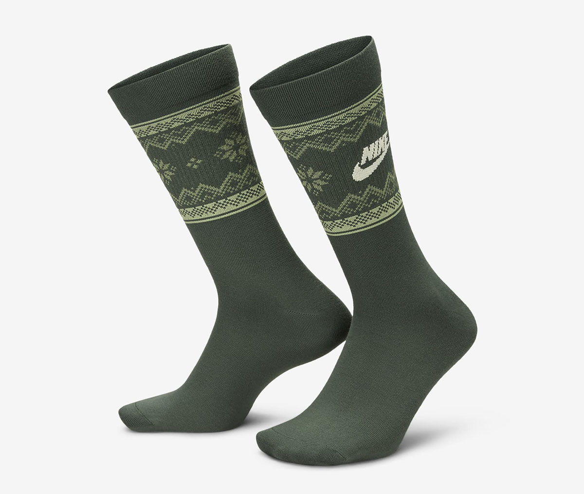 NIke Everyday Essentials Holiday Crew Socks Vintage Green