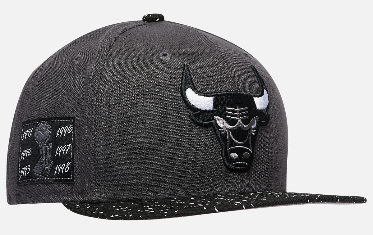 Air Jordan 4 Fear Bulls Hat New Era Cap 2