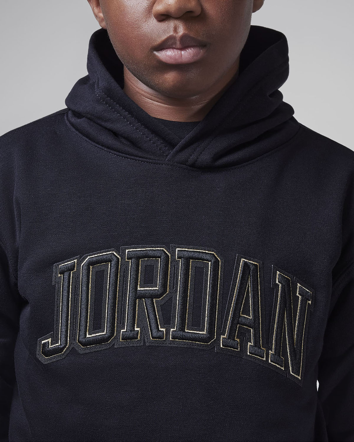 Jordan See Me Shine Boys Grade School Hoodie Black Gold 2