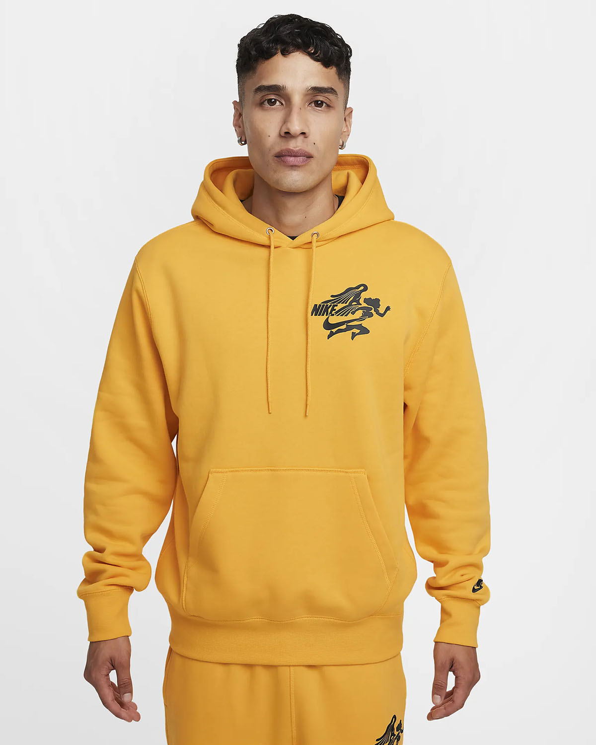 Nike Club Fleece Hoodie University Gold Black 1