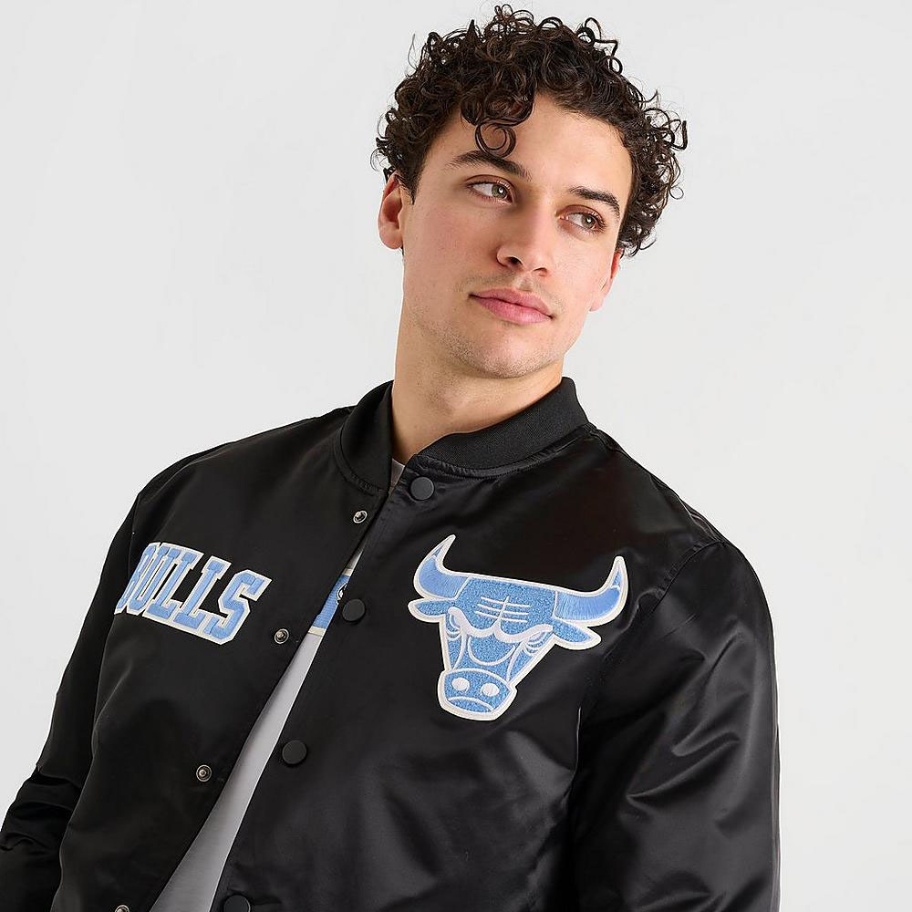 Air-Jordan-11-Legend-Blue-2024-Pro-Standard-Chicago-Bulls-Satin-Jacket-4