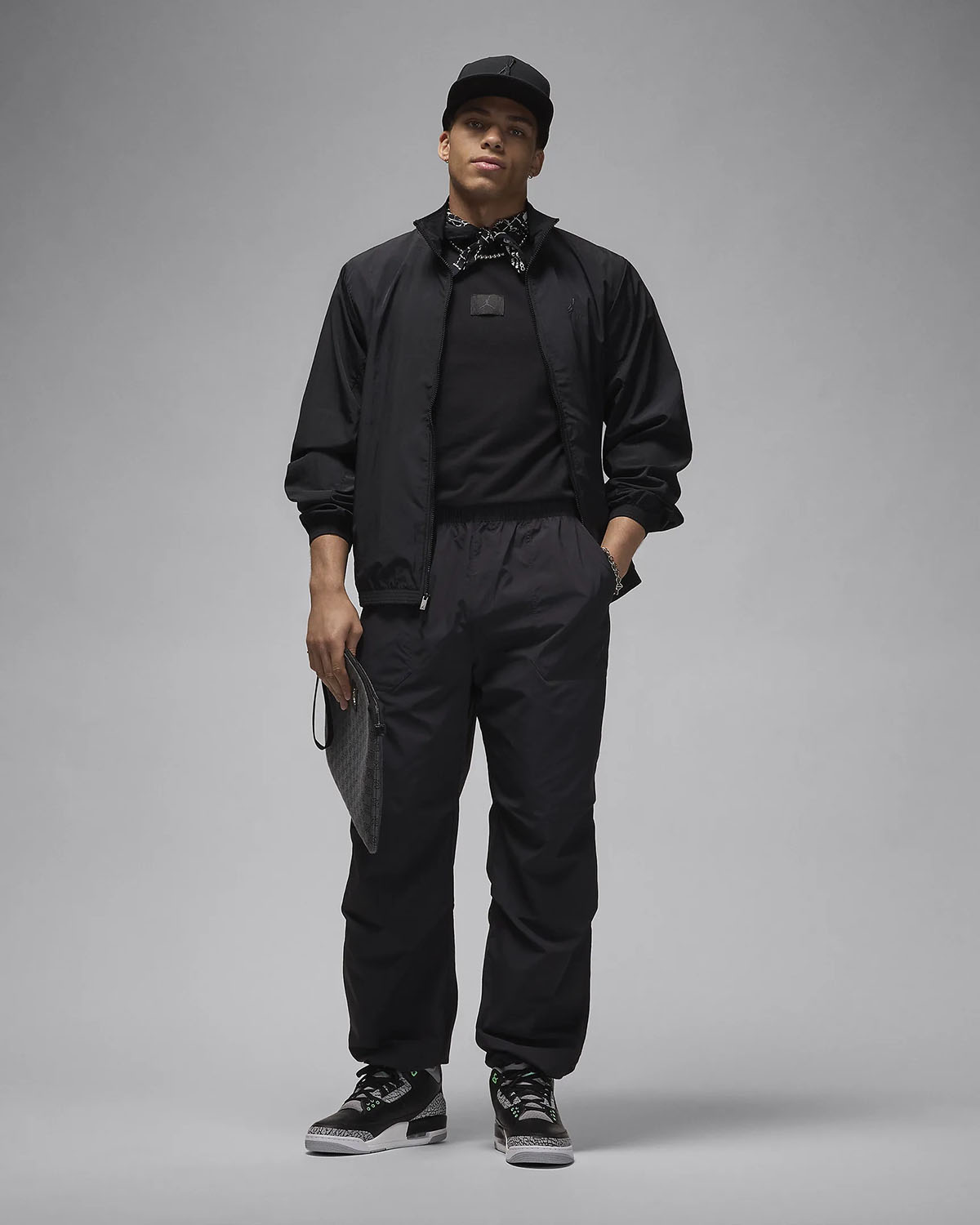 Jordan Essential Statement Woven Pants Outfit