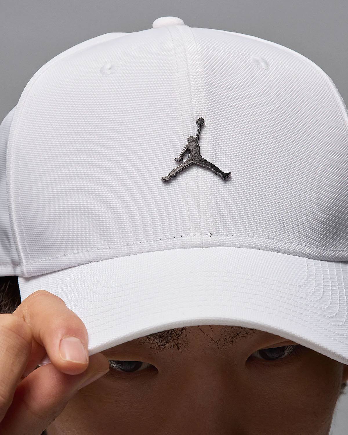 Jordan Rise Metal Jumpman Hat White Gunmetal 2