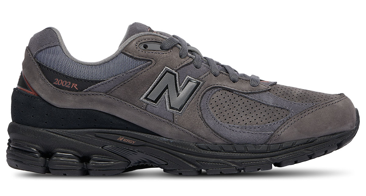 New Balance 2002R Charcoal Grey Black Mens Shoes 1