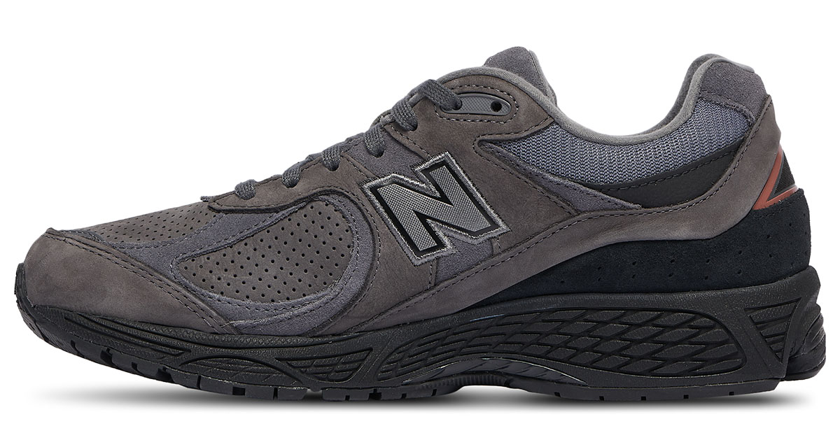 New Balance 2002R Charcoal Grey Black Mens Shoes 2