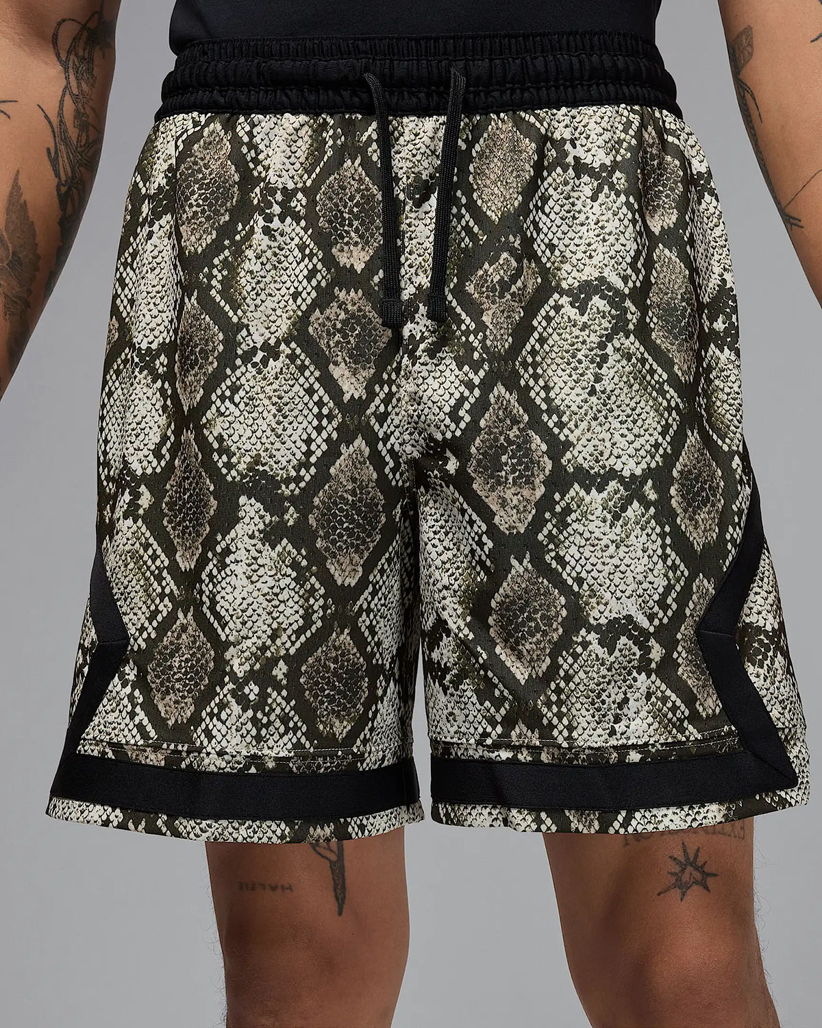 Jordan Sport Mens Dri Fit Mesh Diamond Shorts Snakeskin 2