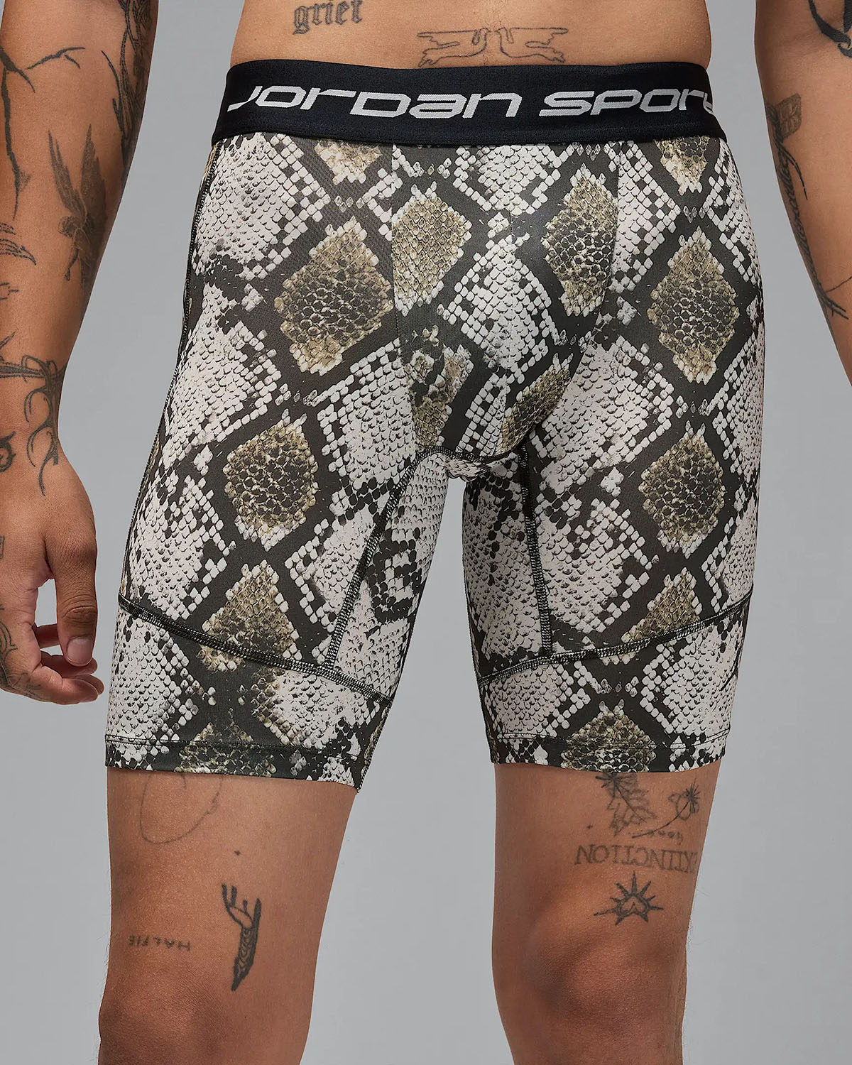 Jordan Sport Mens Dri Fit Shorts Snakeskin 1