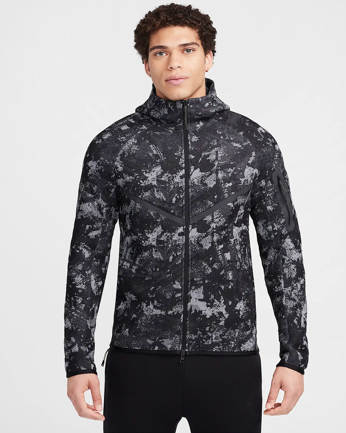 Nike-Tech-Fleece-Camo-Full-Zip-Hoodie-Smoke-Grey-Anthracite-1