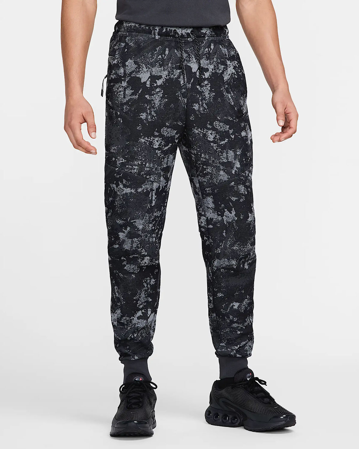 Nike-Tech-Fleece-Camo-Jogger-Pants-Smoke-Grey-Anthracite-1