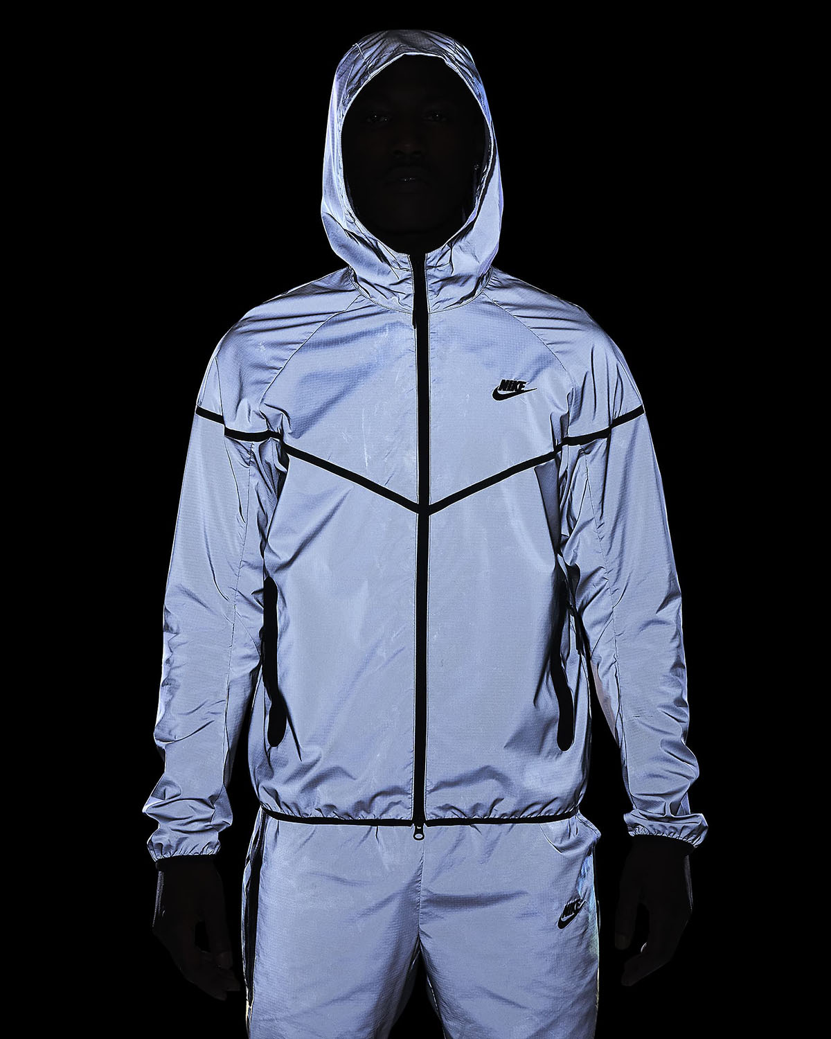 Nike Tech Woven Flash Jacket Reflect Silver Black 2