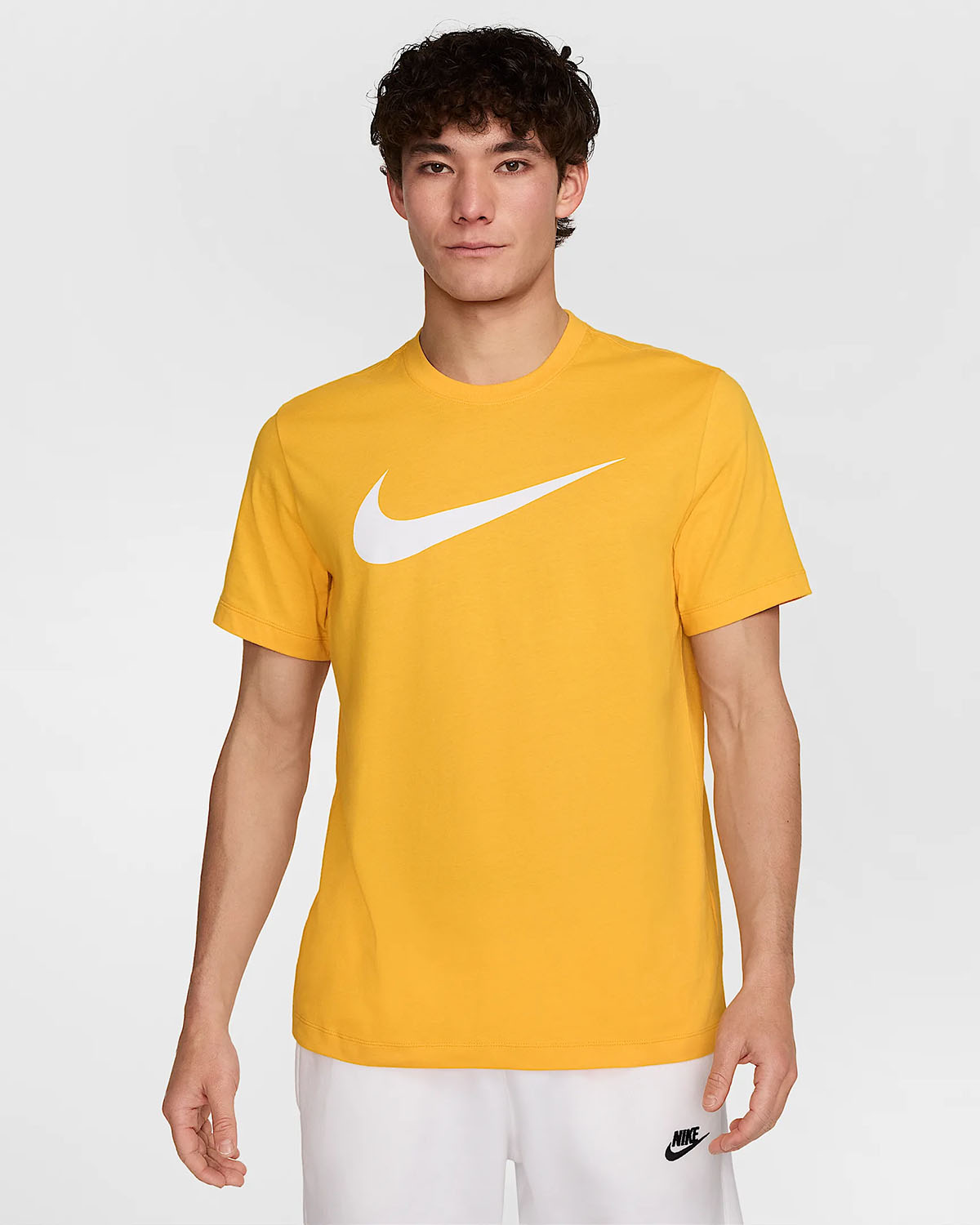 Nike Sportswear Swoosh T Shirt University Gold