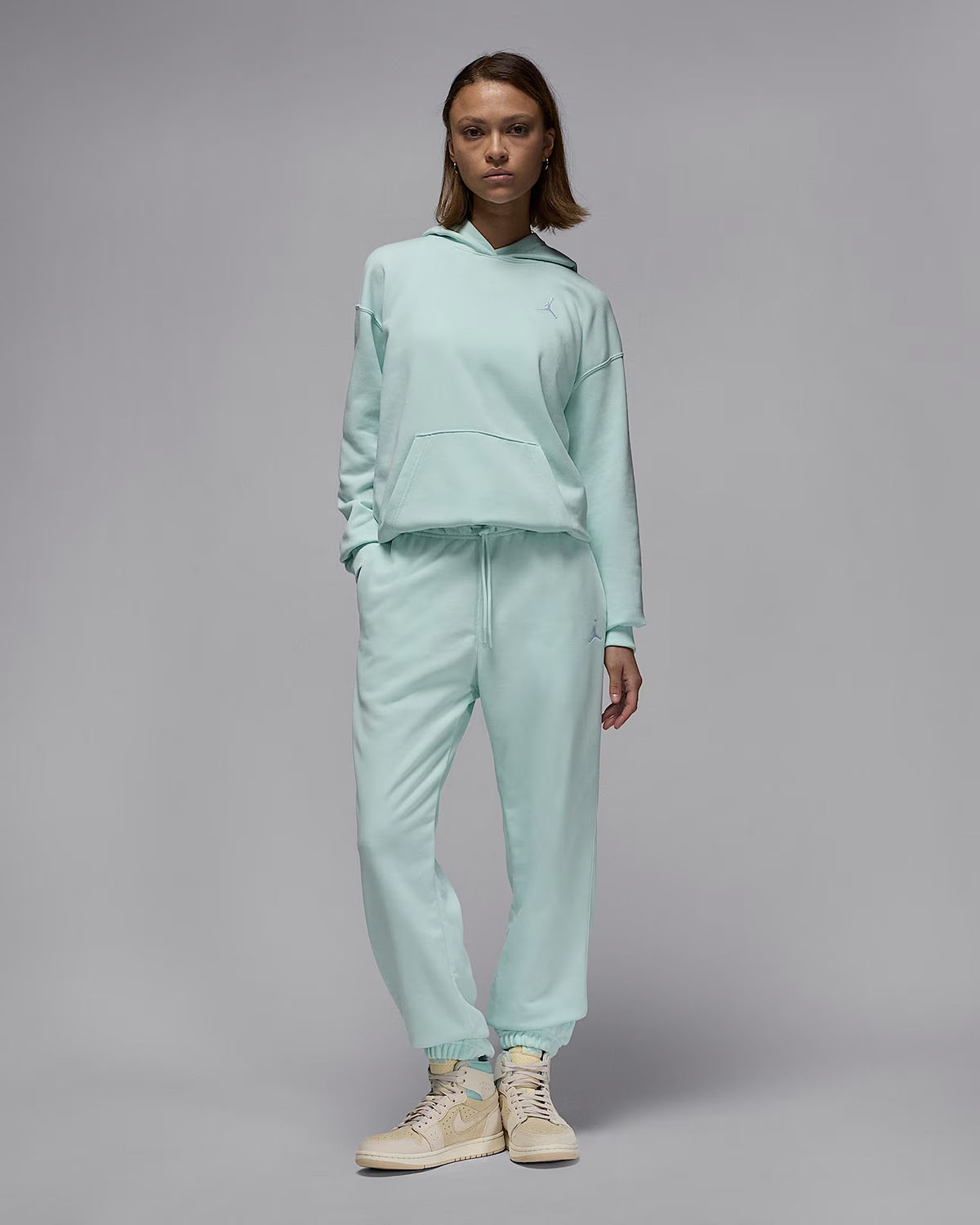 Jordan Brooklyn Fleece Womens Hoodie and Pants Igloo