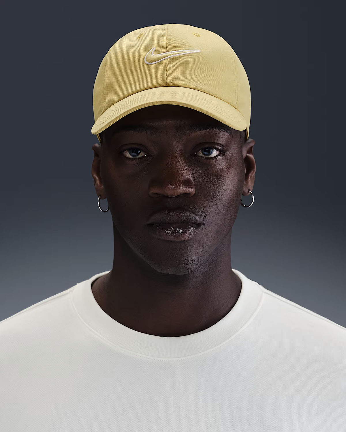 Nike Club Swoosh Cap Soft Yellow Saturn Gold