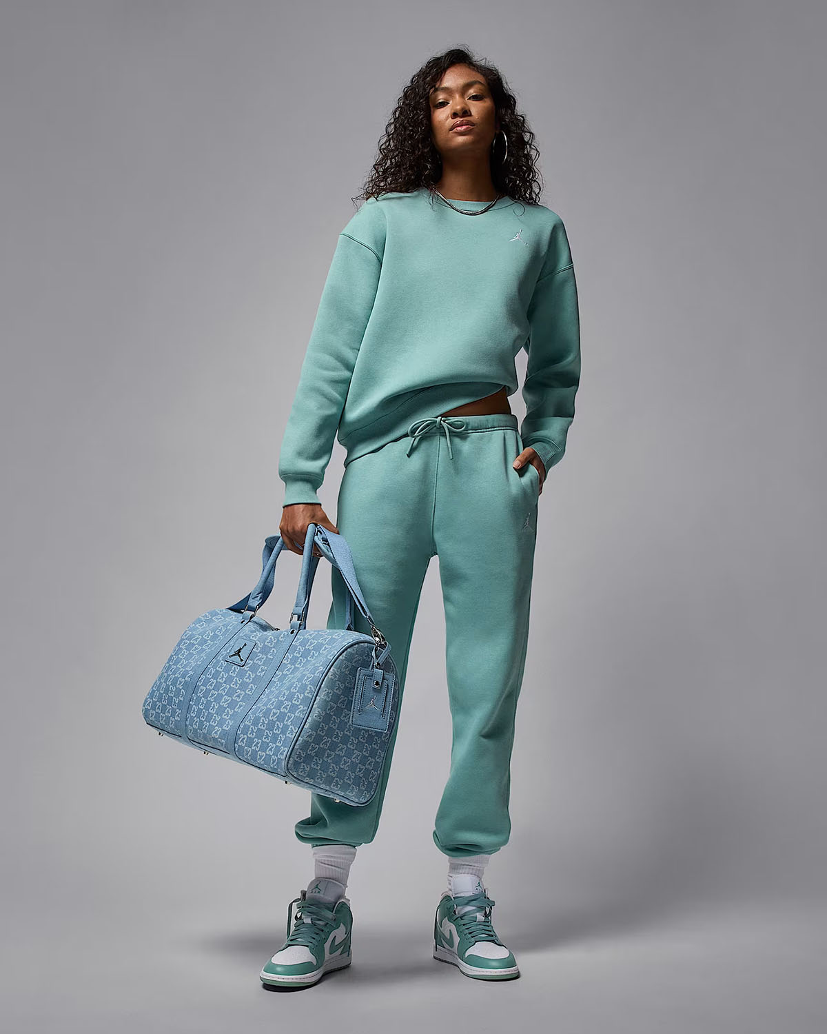 Air Jordan 1 Mid Cannon Womens Brooklyn Fleece Clothing Outfit