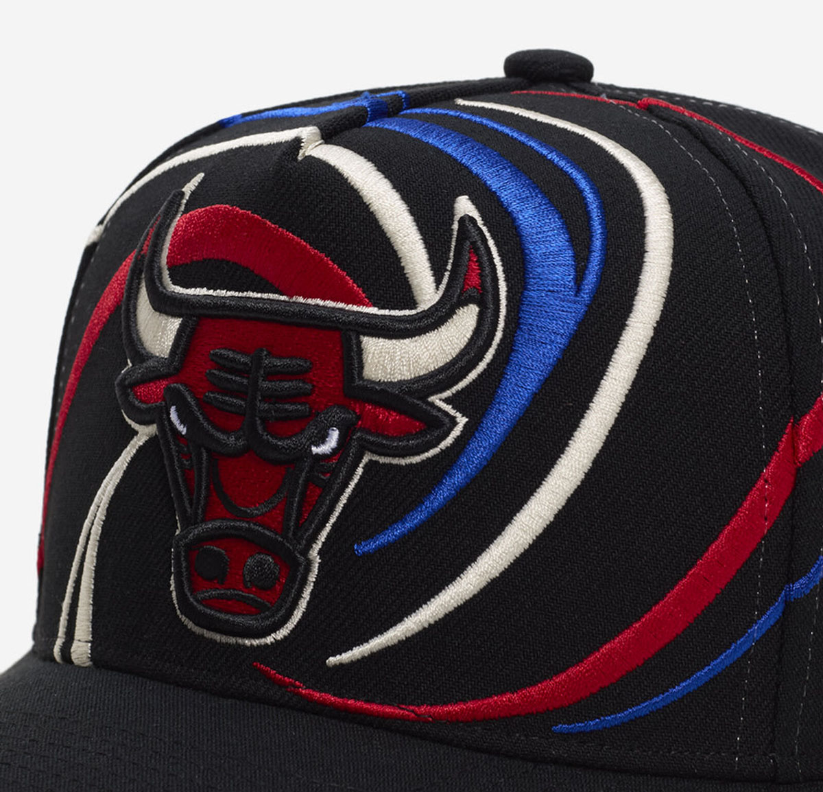 Chicago Bulls Mitchell Ness Pro Pinch Swirl Snapback Hat 2