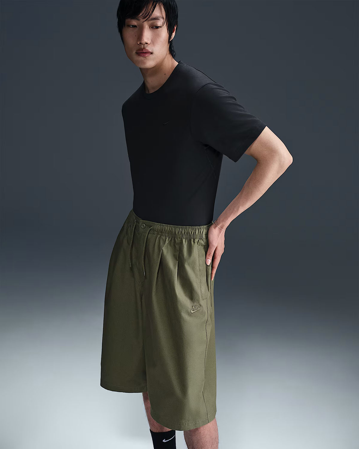 Nike Club Mens Oversized Woven Shorts Medium Olive