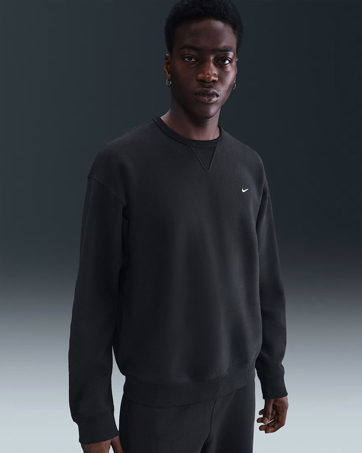Nike Solo Swoosh Mens Fleece Crew Sweatshirt Black White