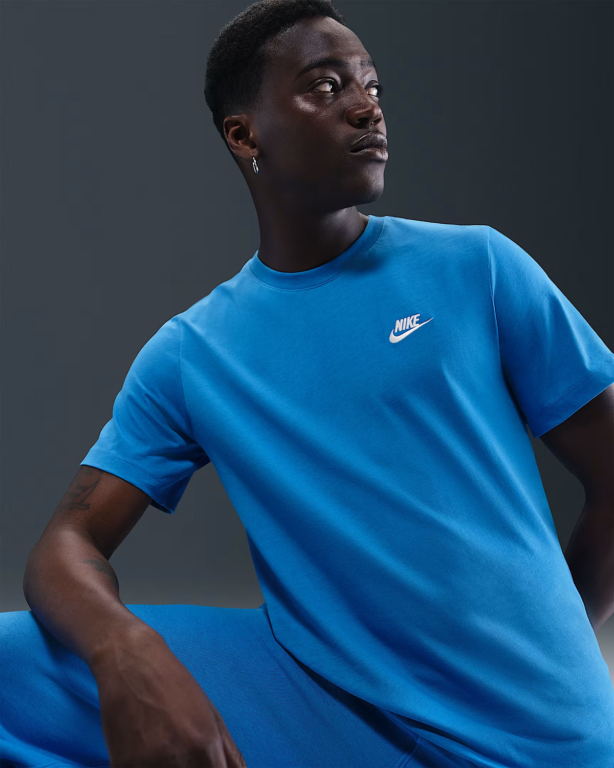 Nike Sportswear Mens Club T Shirt Photo Blue