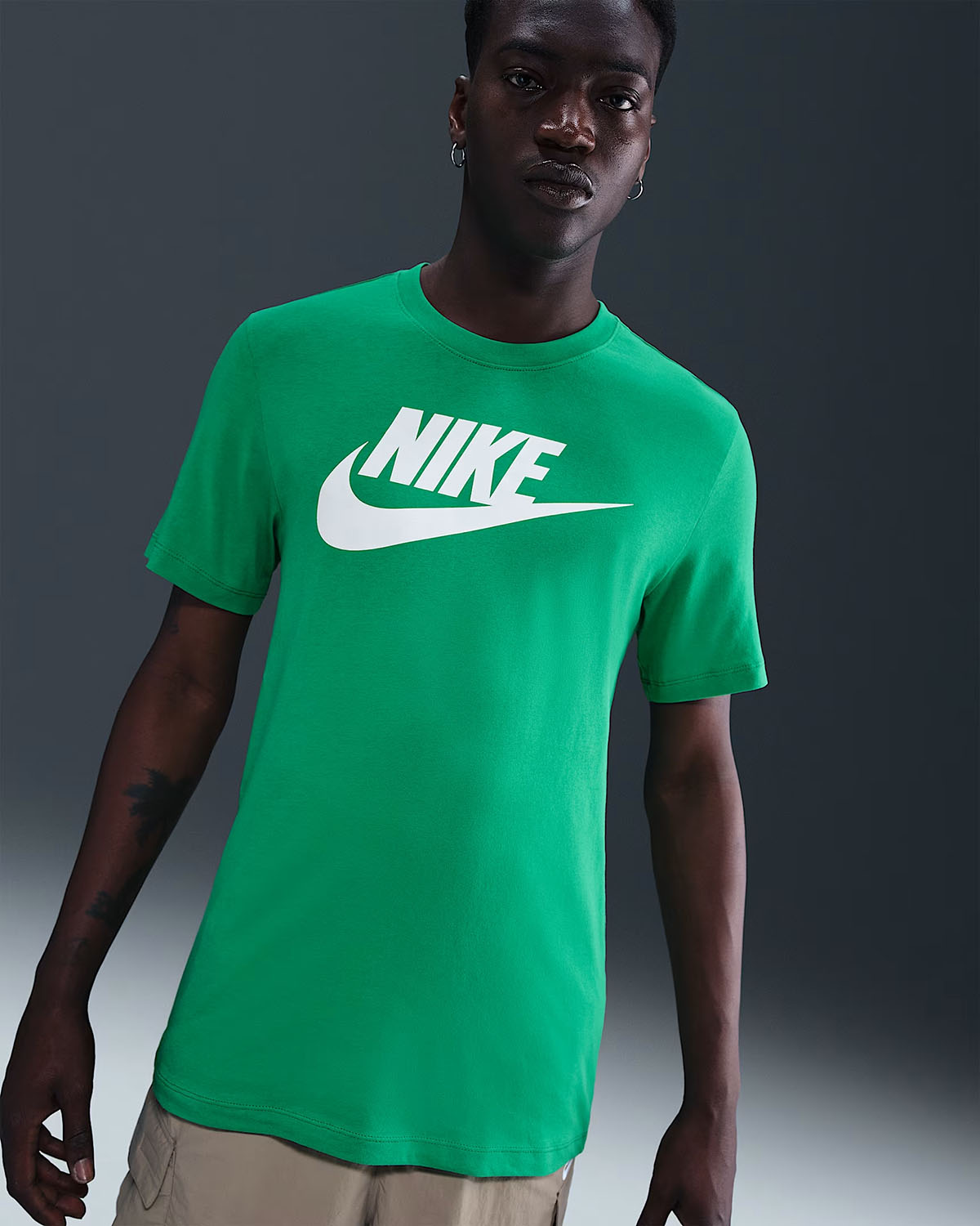 Nike Sportswear Mens Logo T Shirt Stadium Green