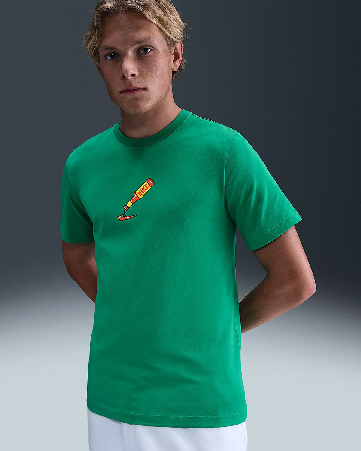 Nike Sportswear Sweet Heat Mens T Shirt Stadium Green 1