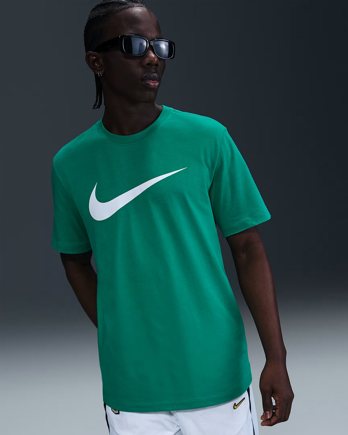 Nike Sportswear Swoosh Mens T Shirt Stadium Green