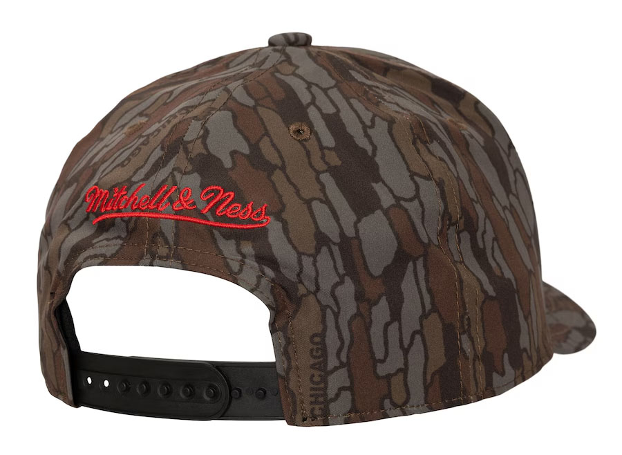 Chicago Bulls Mitchell and Ness Hidden Pro Crown Adjustable Hat Camo 2