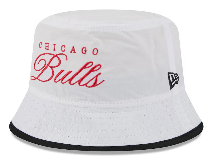 Chicago Bulls New Era 2025 NBA Draft Nylon Bucket Hat White Black Red 2