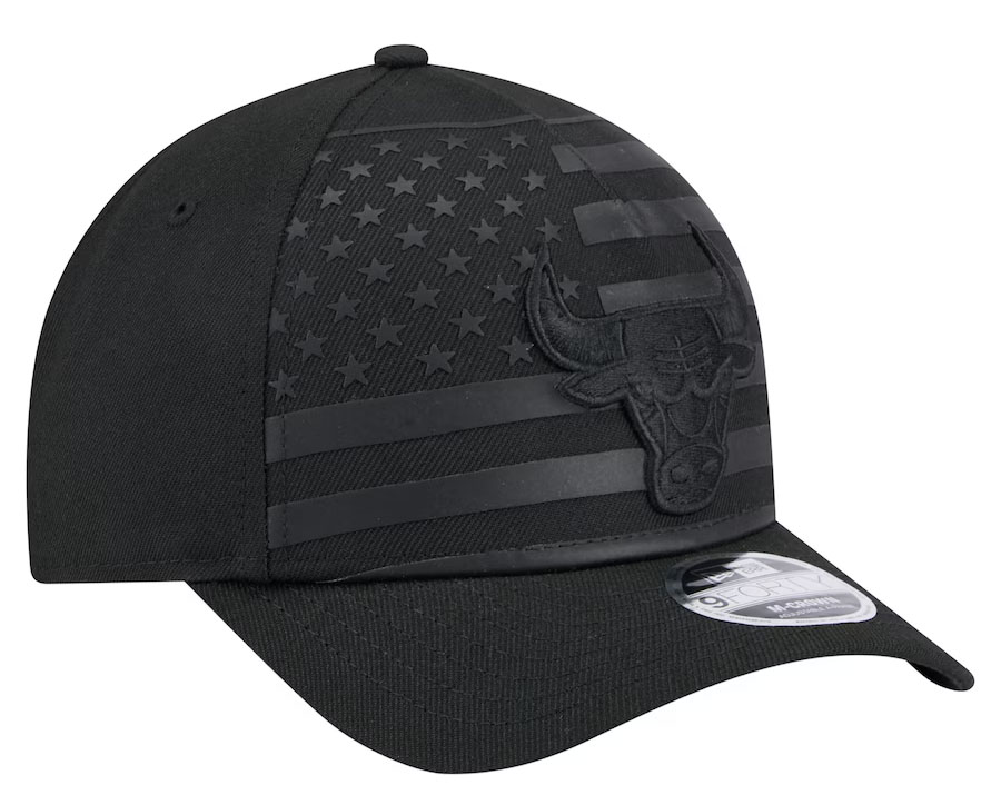 Chicago Bulls New Era Game Day Flag A Frame 9FORTY Snapback Hat Black 2