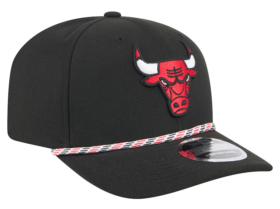 Chicago Bulls New Era Rope 9SEVENTY Adjustable Snapback Hat Black White Red 2