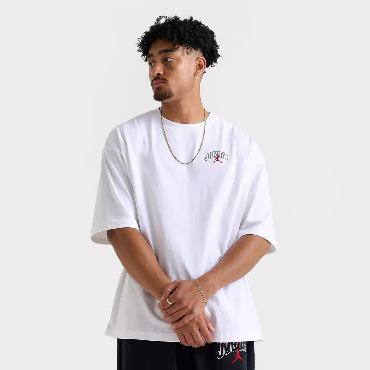 Jordan Brooklyn Logo Mens Oversized T Shirt White Black Red 1