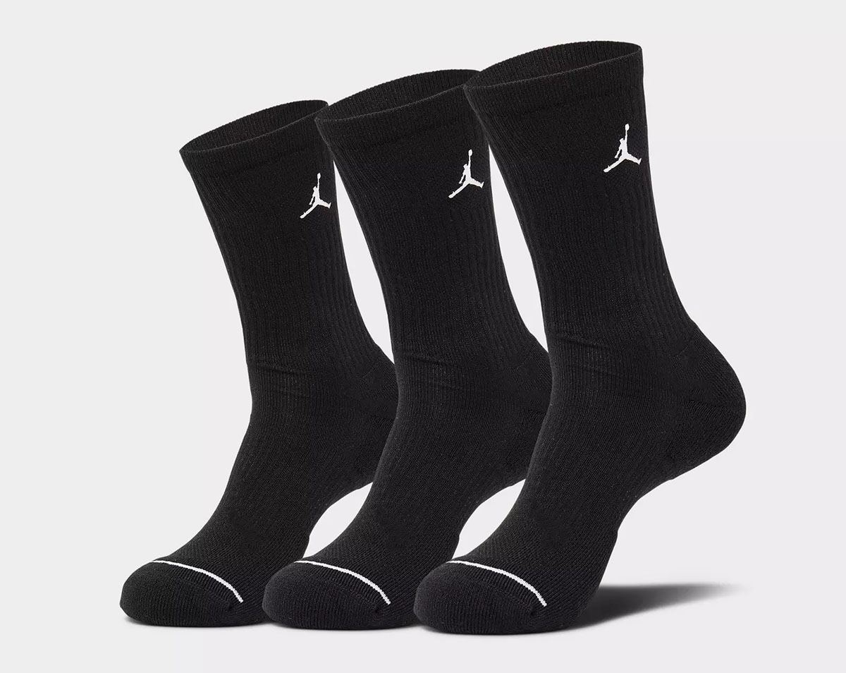 Jordan Mens Everyday Crew Socks Black White 3 Pack