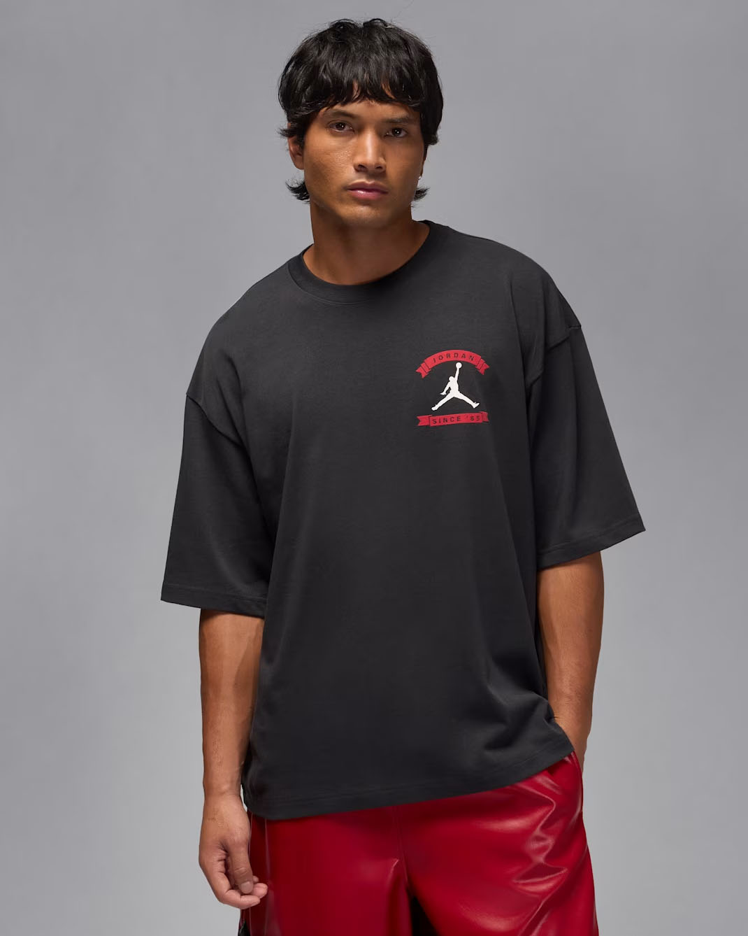 Jordan Mens Oversized Reissue T Shirt Off Noir 1