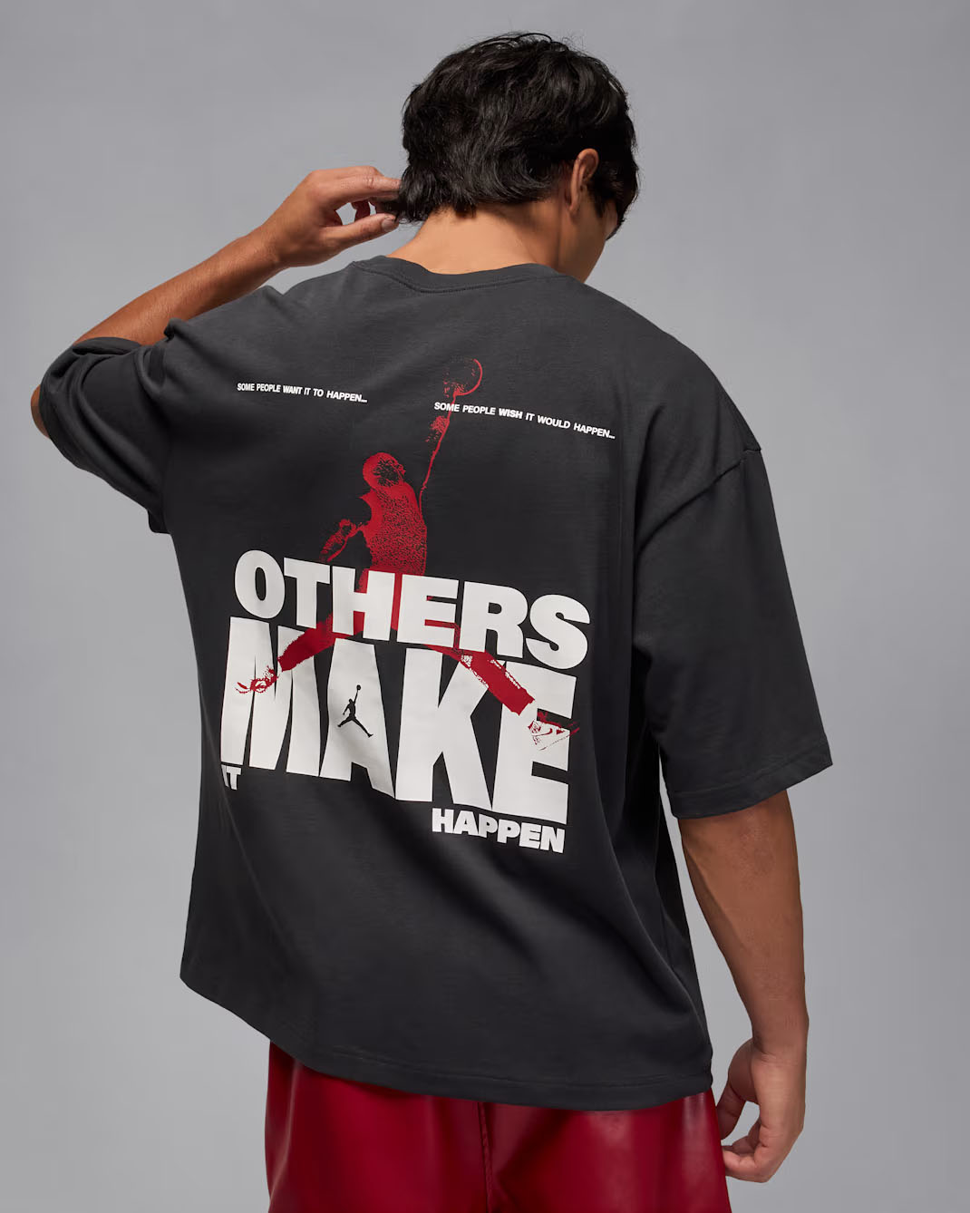 Jordan Mens Oversized Reissue T Shirt Off Noir 2