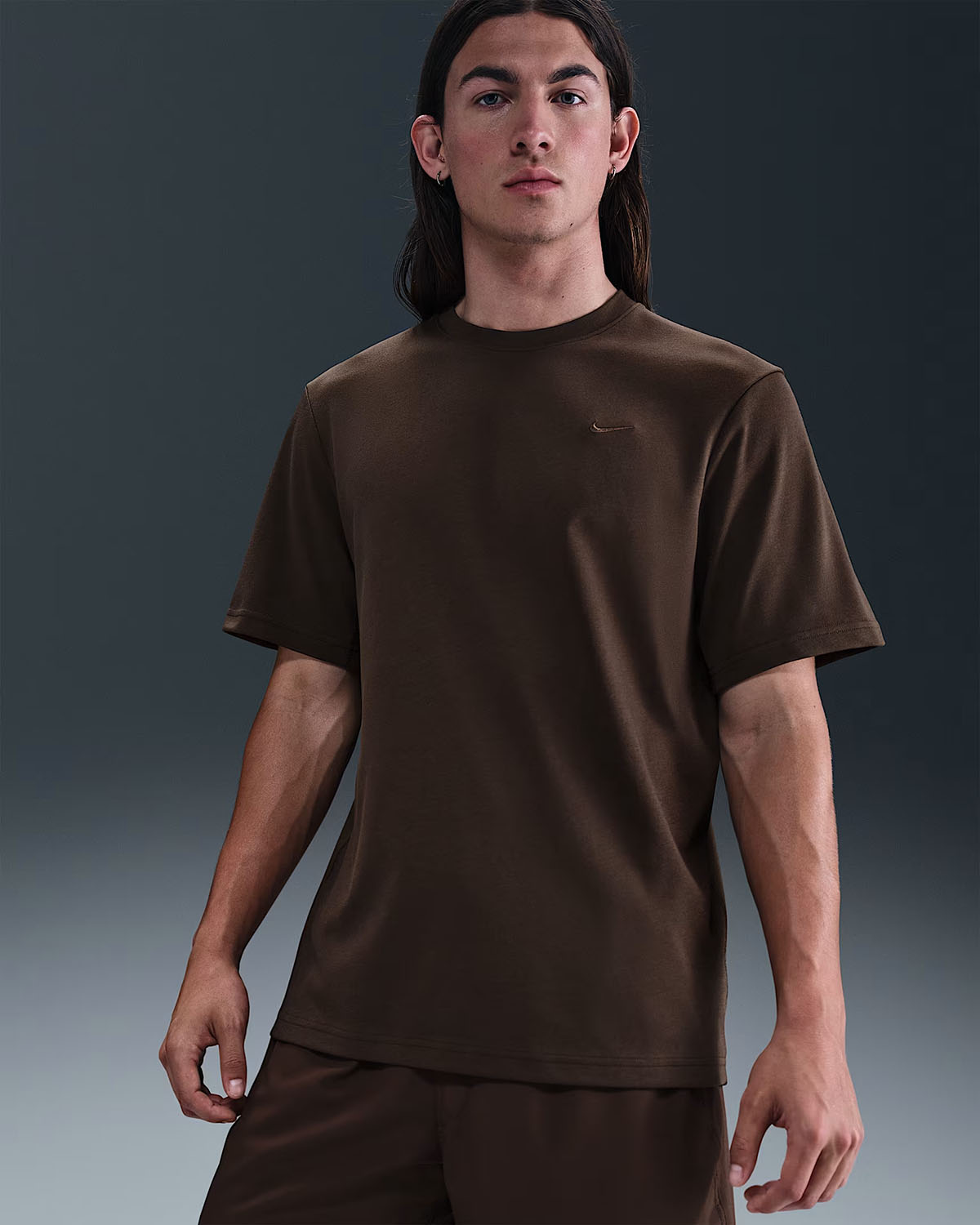 Nike Primary Versatile Mens Shirt Baroque Brown