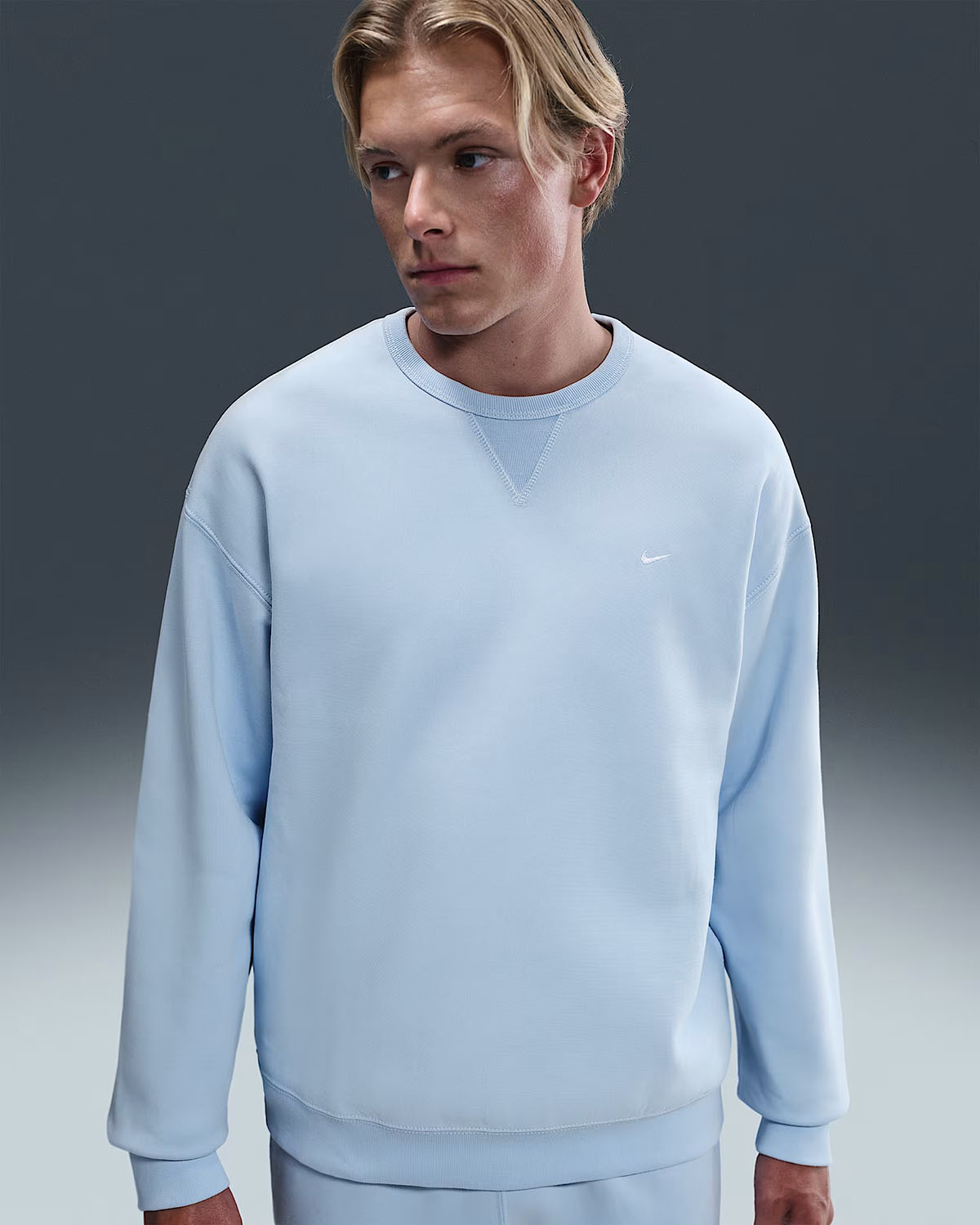Nike Solo Swoosh Mens Crew Sweatshirt Celestine Blue