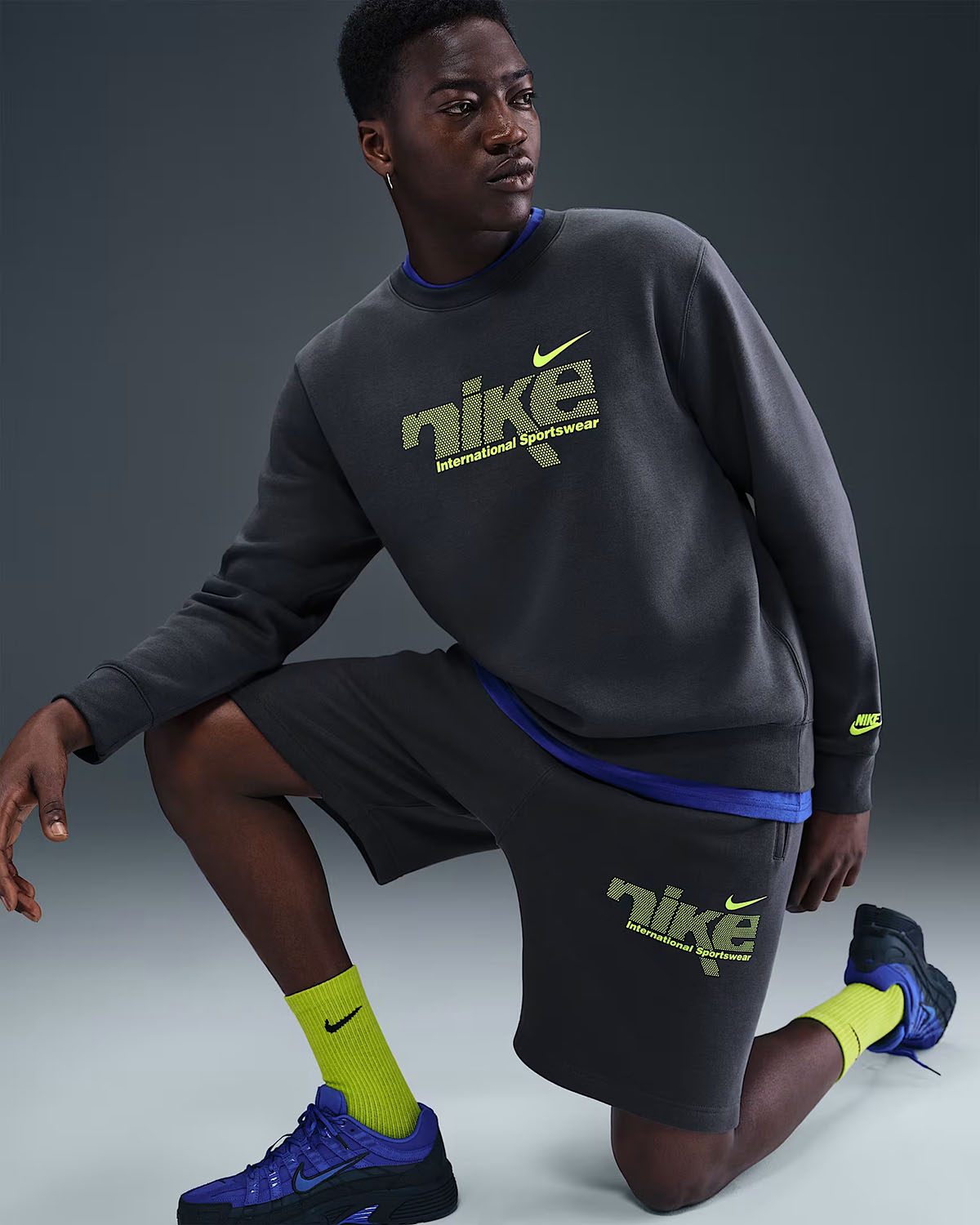 Nike Sportswear Club Mens Fleece Crew Sweatshirt and Shorts Anthracite Volt