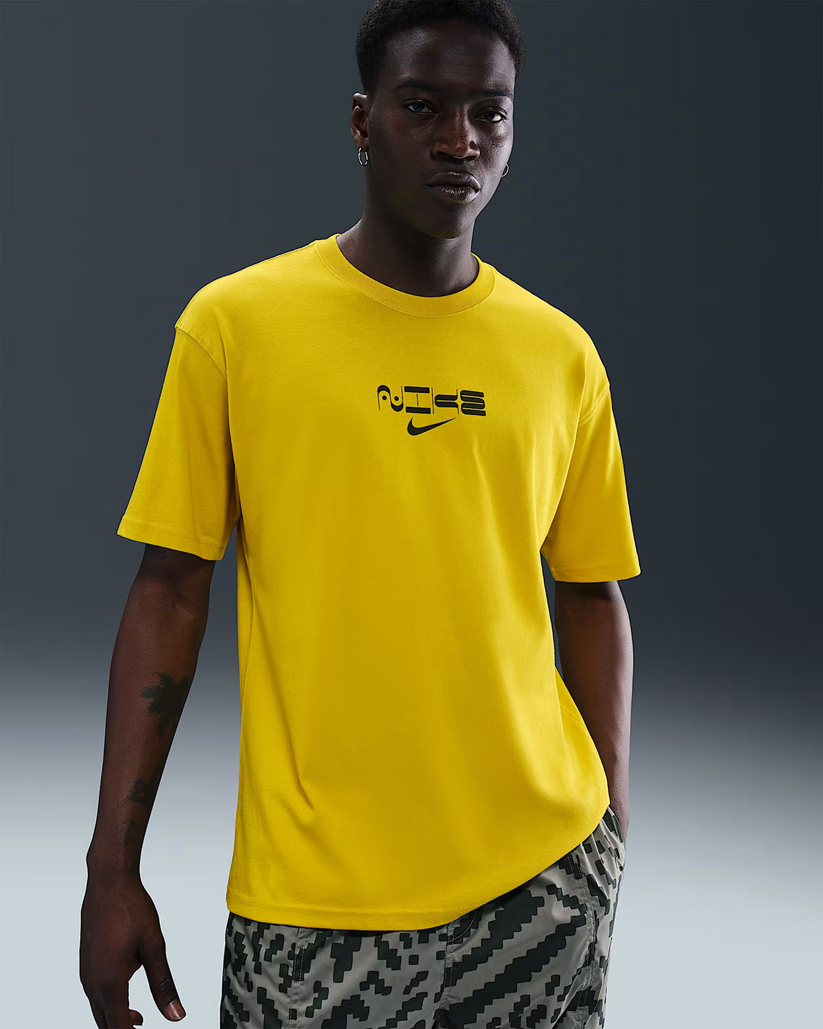 Nike Sportswear Mens Max90 Ground Your Sole T Shirt Bright Citron Yellow 1